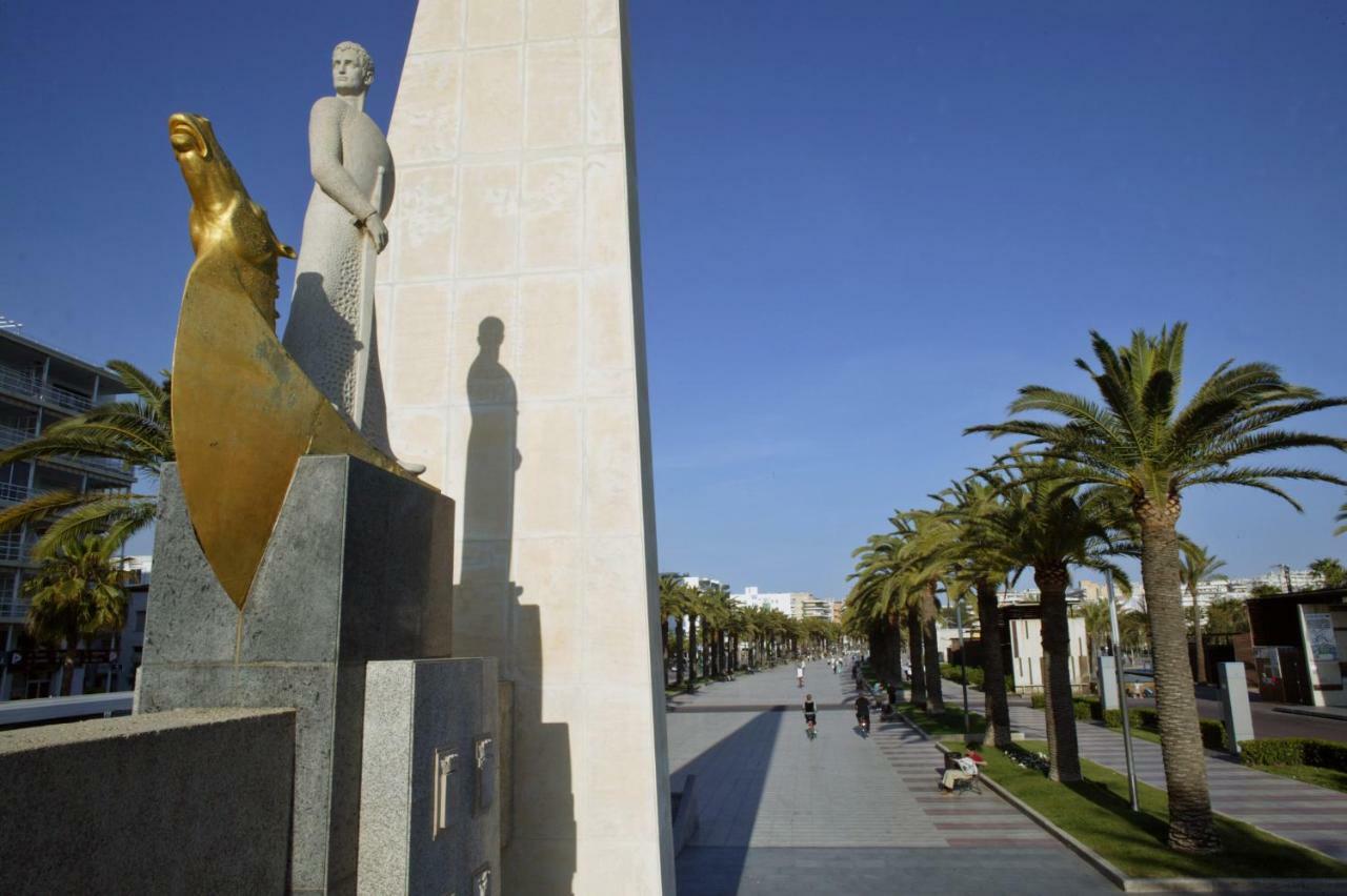 Sant Jordi Zeus Corner Apartment Salou Bagian luar foto